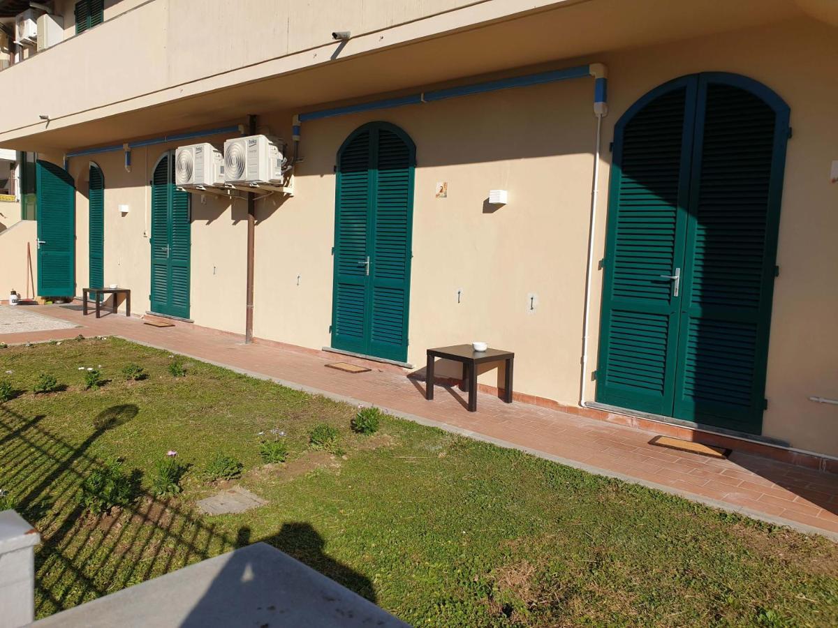 Il Giardino Di Zio Bed & Breakfast Pisa Bagian luar foto